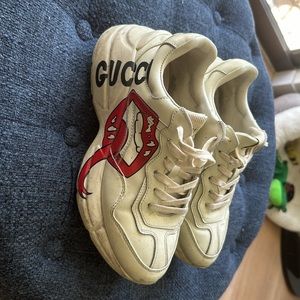 GUCCI Rhyton Distressed Leather Sneakers